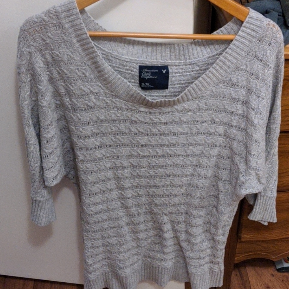 American Eagle sweater